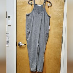 Sincerely Jules Women's Light Gray Sleeveless Jumpsuit lagen look Size L